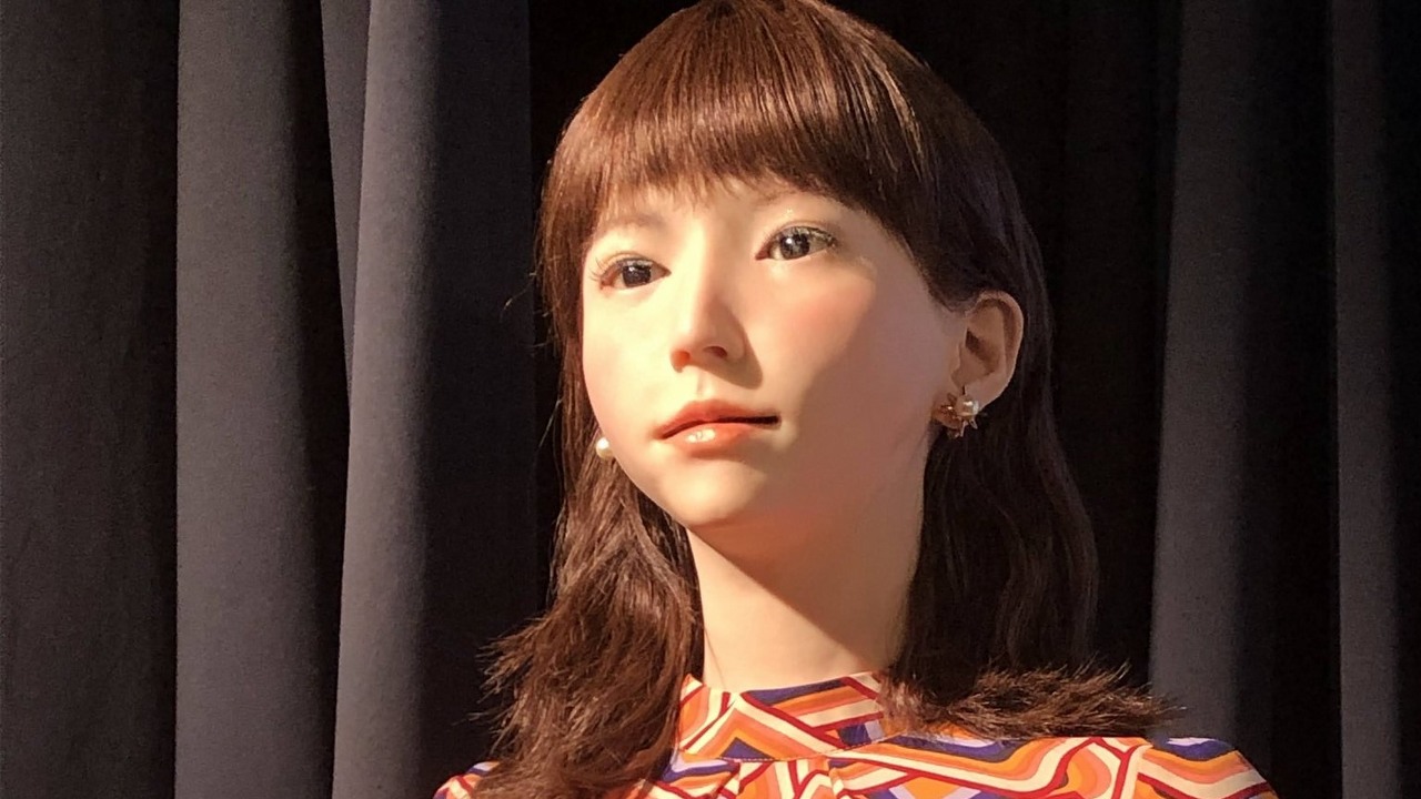 Roboty uczą się śmiać jak ludzie.