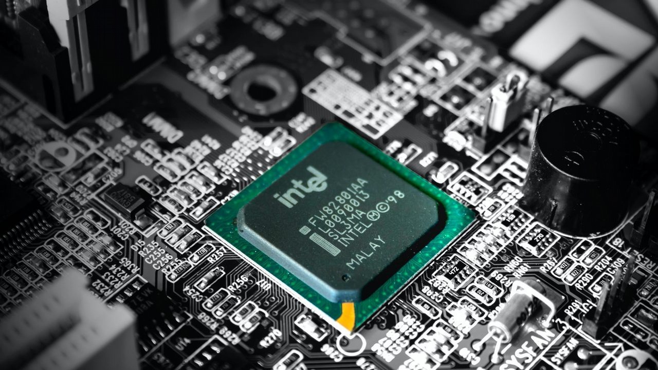 Intel uprości nazewnictwo, znikną dwie rodziny procesorów.