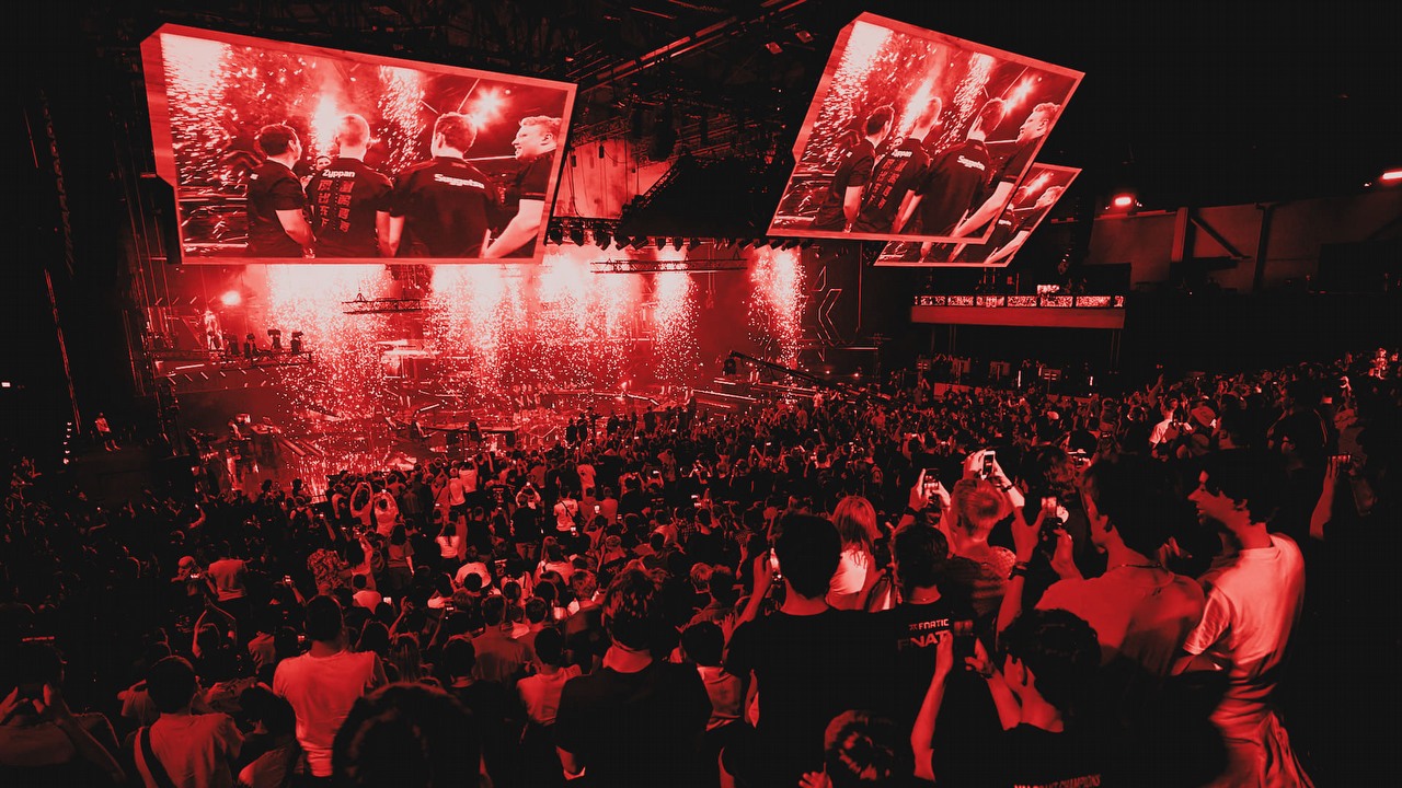 800 DPI na myszce rządzi, na takim sprzęcie grają najlepsi.