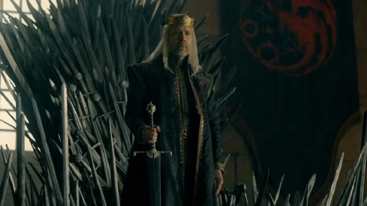 Poznaliśmy powody, przez które Viserys z Rodu smoka obstaje przy Rhaenyrze jako następczyni.