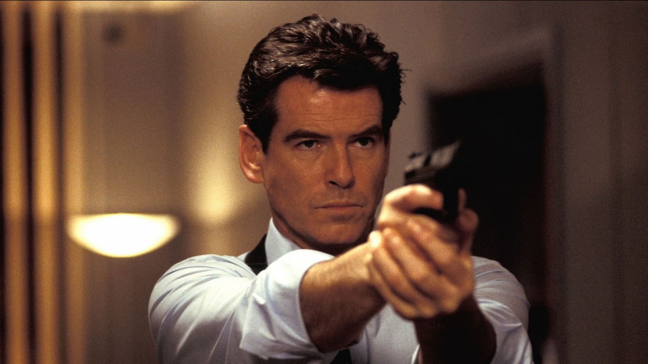 Pierce Brosnan bez entuzjazmu o Nie czas umierać i poszukiwaniach nowego Bonda, źródło grafiki: GoldenEye; Martin Campbell; 1995.