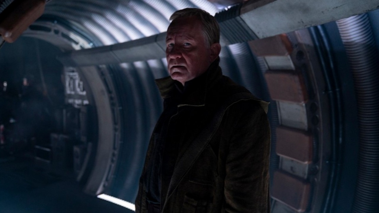 Luthen Rael - kim jest tajemnicza postać z serialu Andor?, źródło grafiki: Andor, Tony Gilroy, Lucasfilm, 2022..