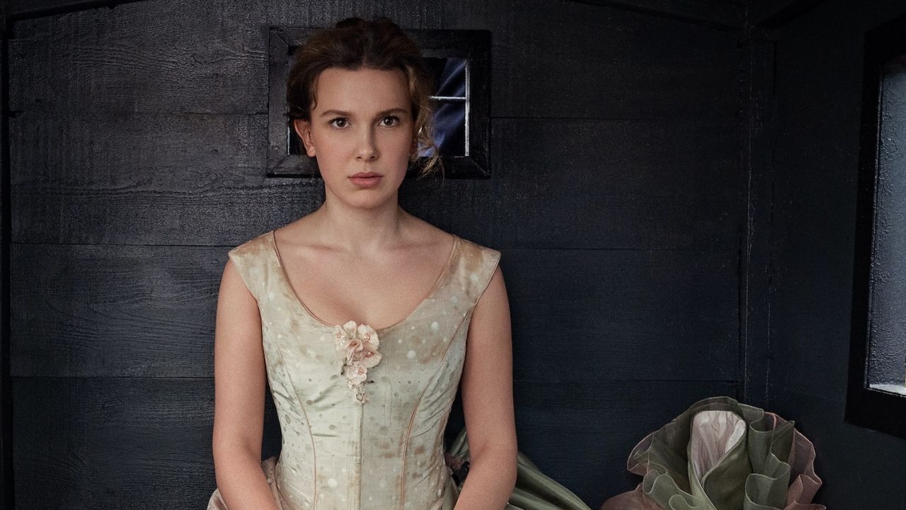 Zobacz pierwszy zwiastun Enoli Holmes 2; Millie Bobby Brown i Henry Cavill ponownie łączą siły, źródło grafiki: Enola Holmes 2, Harry Bradbeer, Netflix, 2022.