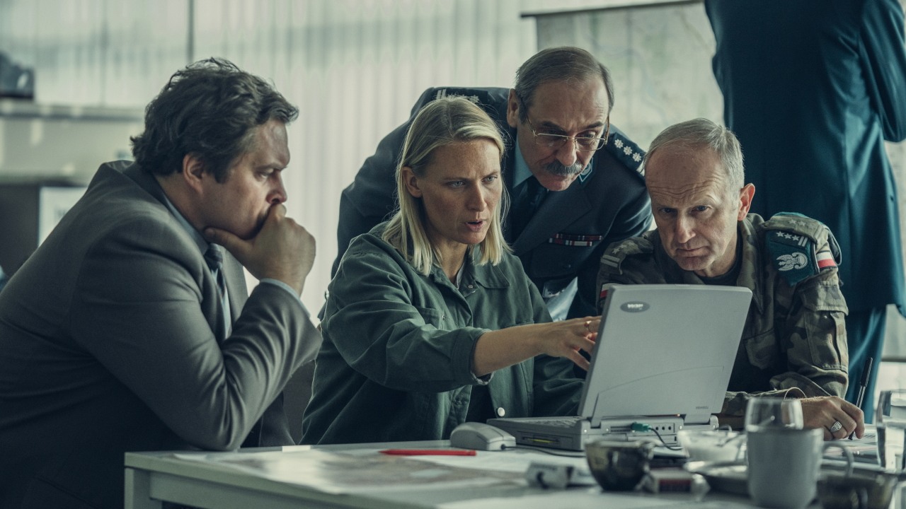 Netflix na październik 2022 - lista seriali i filmów, źródło grafiki: Wielka woda, Jan Holoubek, Netflix, 2022..