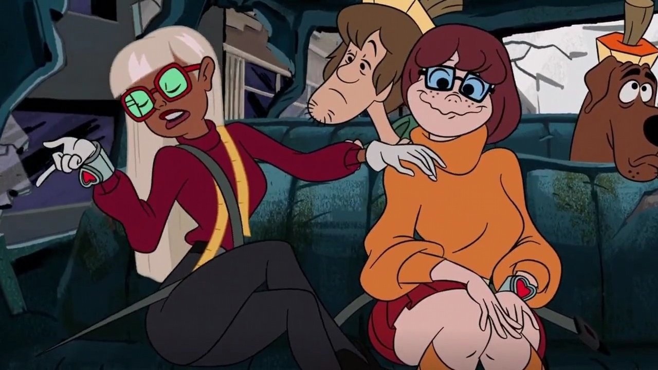 Nowy film Scooby Doo w końcu pozwala Velmie wyjść z szafy; fani są zachwyceni, źródło grafiki: Scooby-Doo! Cukierek albo psikus!, Audie Harrison, Warner Bros. Animation, 2022..