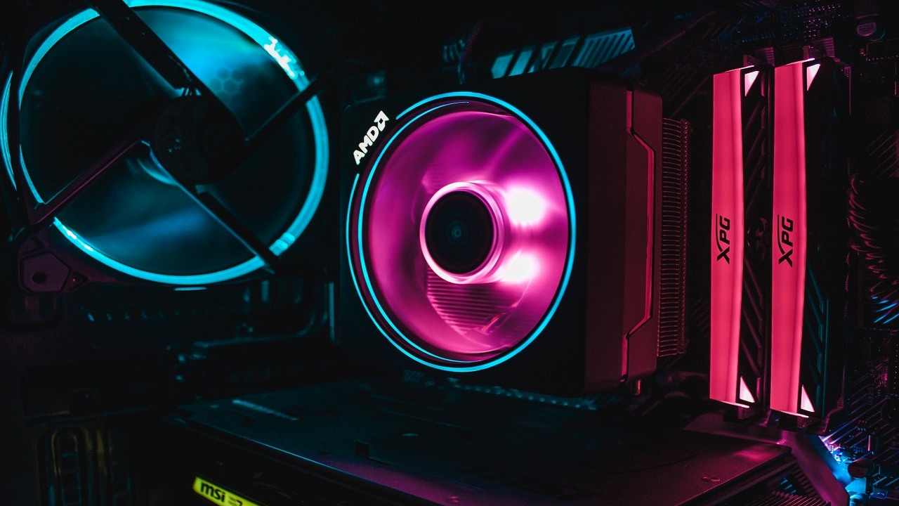 AMD planuje zmniejszyć produkcję nowych procesorów, choć Ryzen 9 7900X to aktualnie hit, źródło grafiki: Unsplash | Nassim Allia.