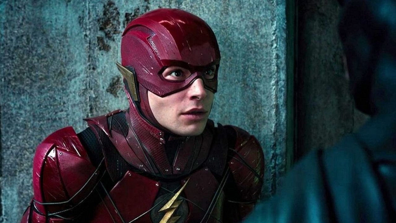 Ezra Miller nie zatrzyma roli Flasha? Podobno znaleziono kandydata na jego miejsce, źródło grafiki: Justice League; Zack Snyder; Warner Bros.; 2017.