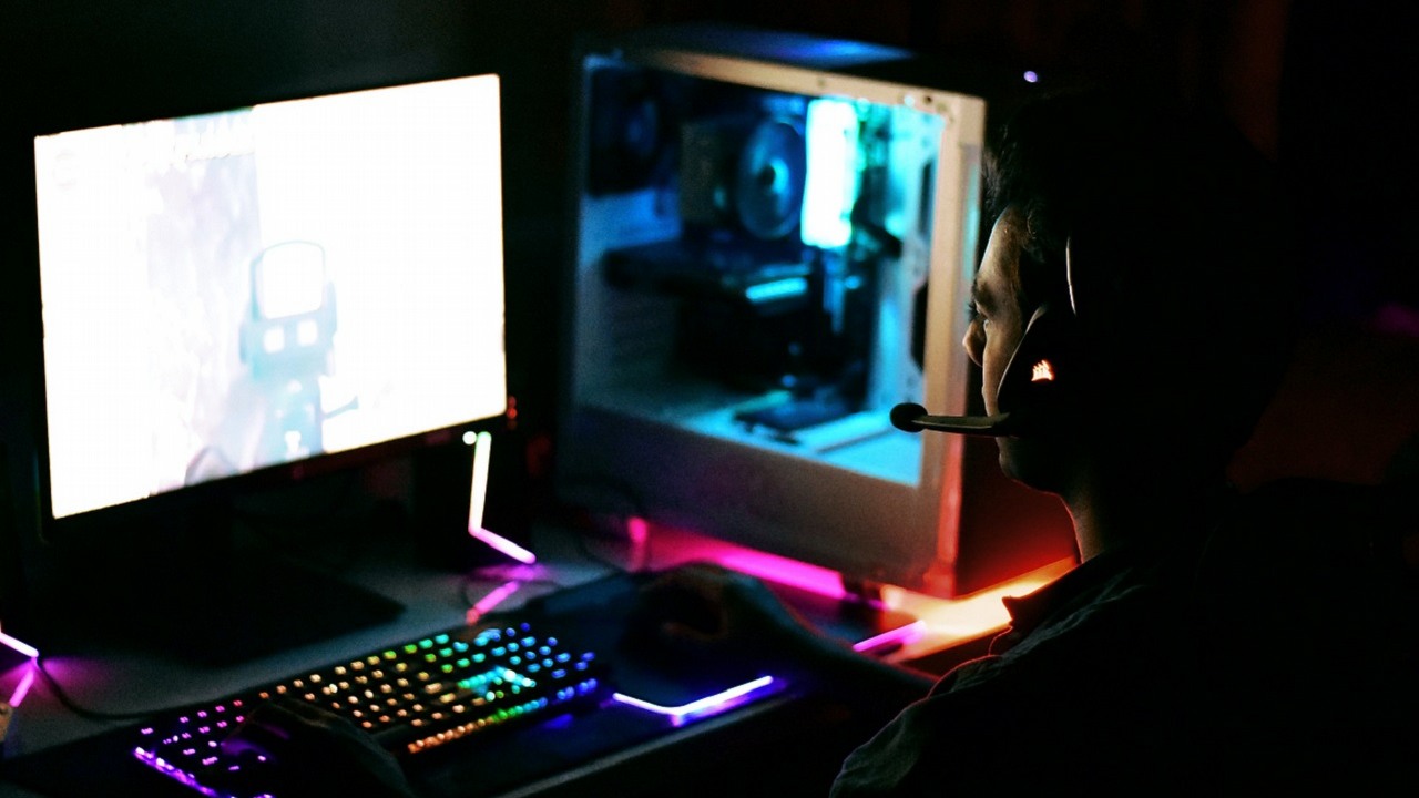 Gracze są bardziej podatni na rasizm i seksizm, sugeruje badanie, źródło grafiki: Uzair Ahmed.