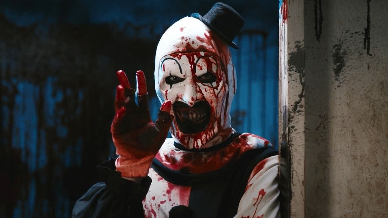 Terrifier 2 zgłoszony do Oscarów; „To zbyt zabawna okazja, żeby ją przepuścić”, źródło grafiki: Terrifier 2, Damien Leone, Bloody Disgusting, 2022.