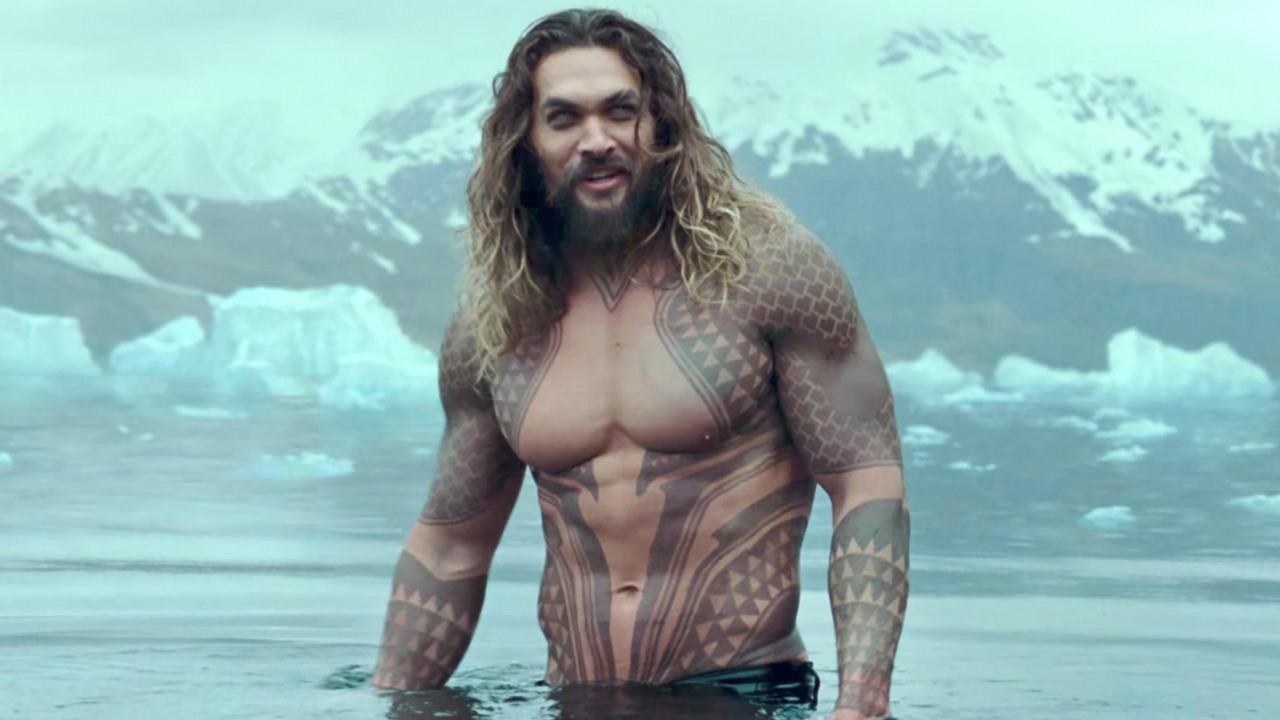 James Gunn przebiegle ujawnił marzenie Jasona Momoa odnośnie DC? Aktor odpowiada, źródło grafiki: Aquaman; James Wan; Warner Bros.; 2018.