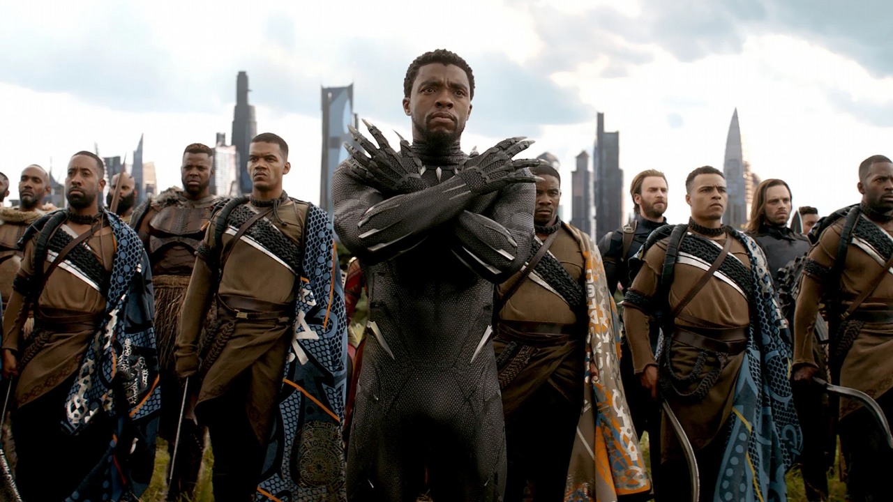 Niezadowoleni fani Marvela nie akceptują Czarnej Pantery 2 i chcą powrotu T'Challi, źródło grafiki: Avengers: Infinity War; Joe i Anthony Russ; Marvel Studios; 2018.