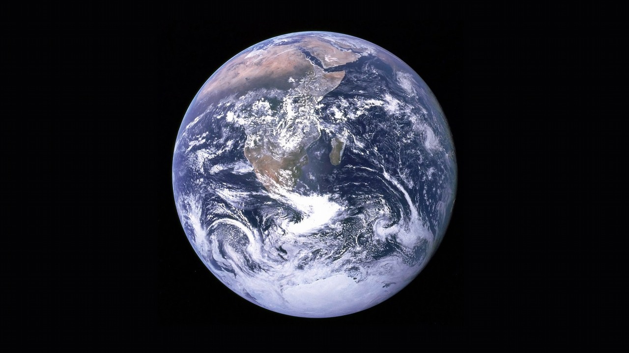 Prawdziwy rozmiar języka na fantastycznej grafice, źródło grafiki: Unsplash | NASA.