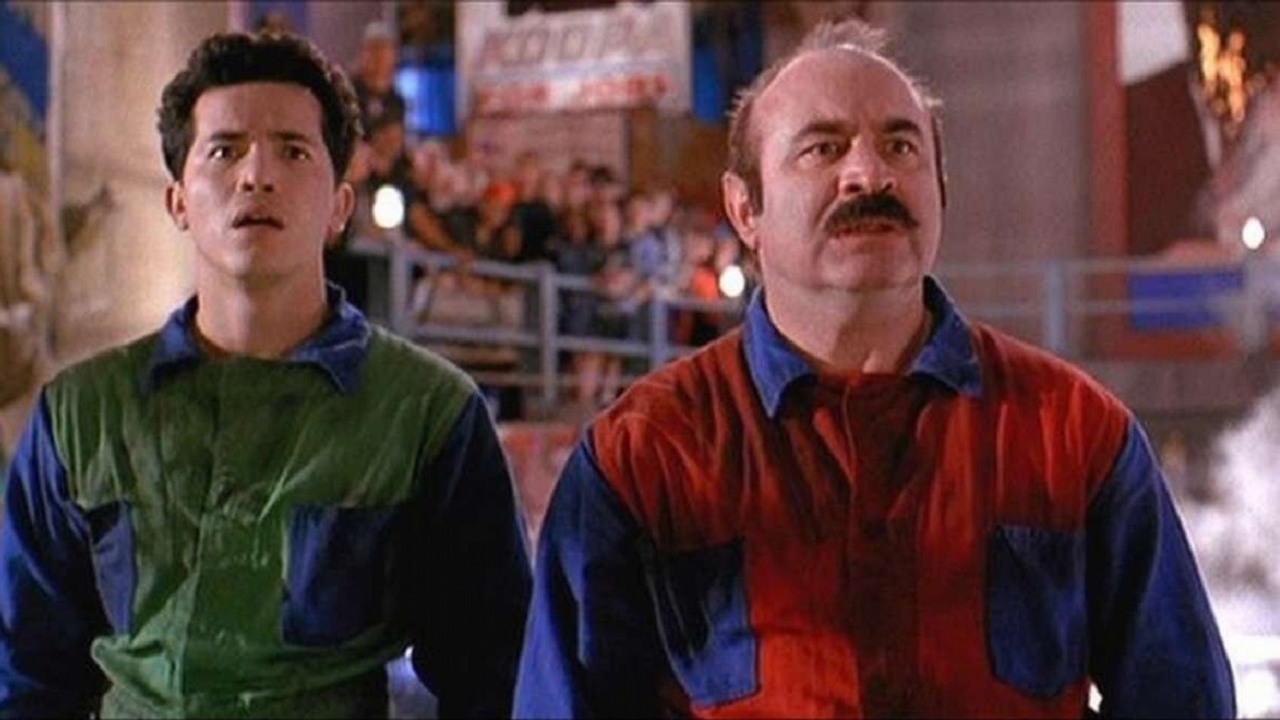 Film Super Mario Bros. ostro skrytykowany przez byłego odtwórcę Luigiego, źródło grafiki: Super Mario Bros.; Rocky Morton, Annabel Jankel; 1993.