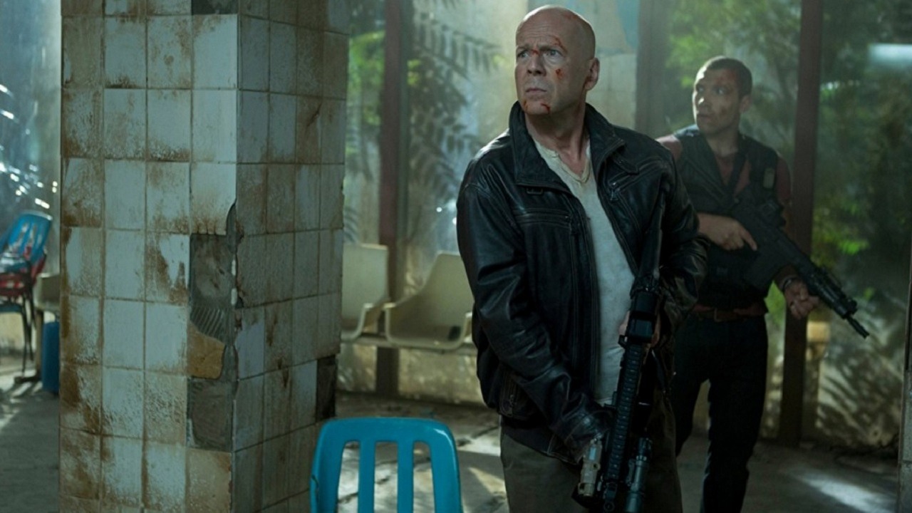 Sylvester Stallone komentuje stan zdrowia Bruce'a Willisa, źródło grafiki: Szklana Pułapka 5; John Moore; 2013.