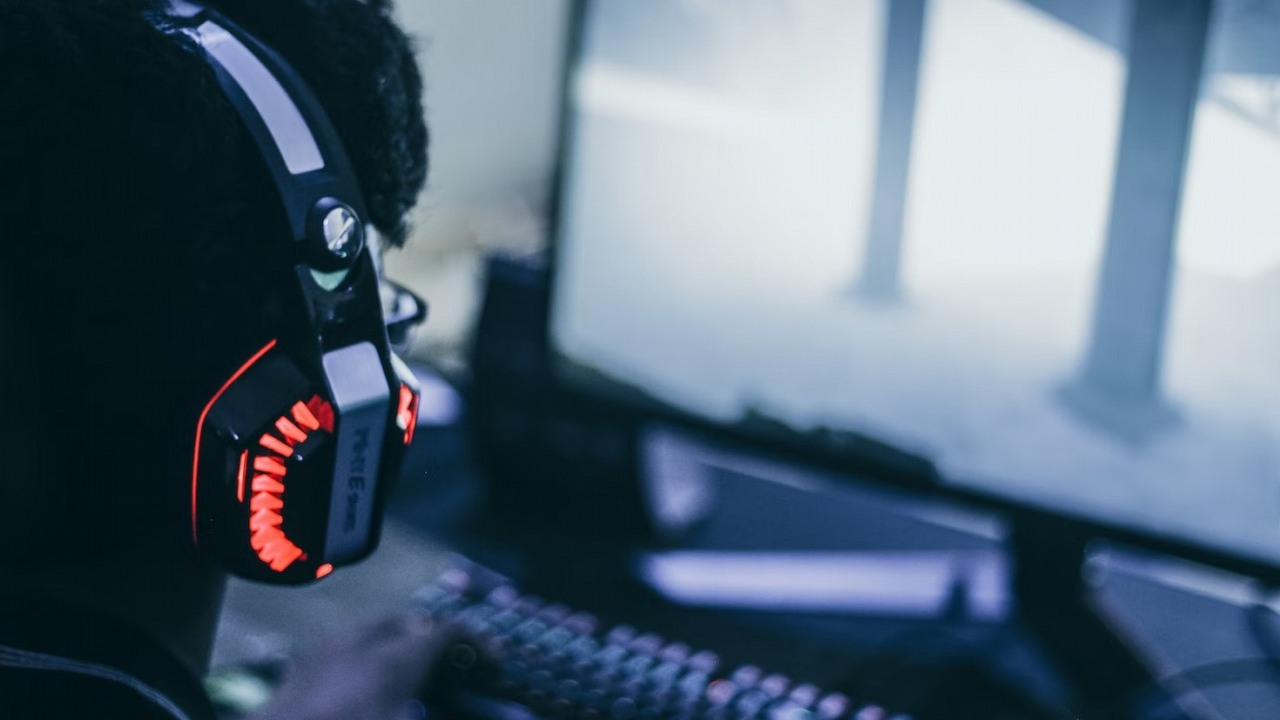 Wejdź do świata gamingu z promocją RTV Euro AGD i nie przepłacaj, źródło grafiki: Unsplash.