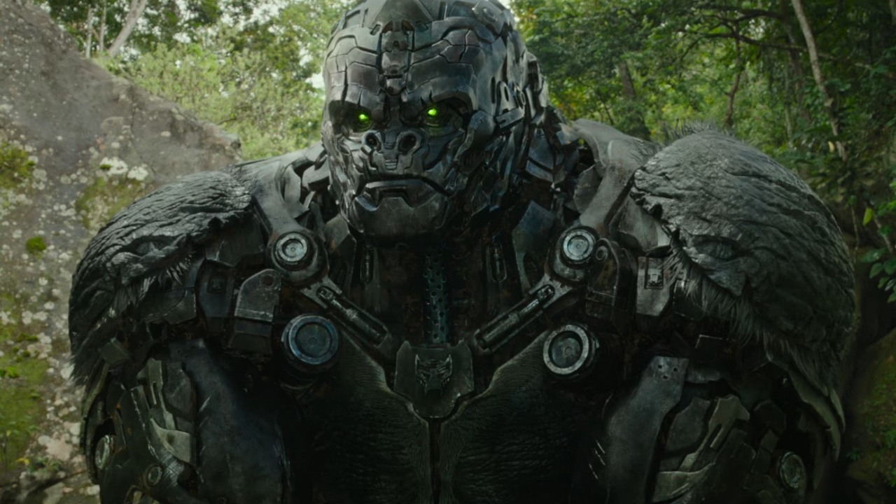 Optimus Prime ponownie w akcji w zwiastunie Transformers: The Rise of the Beasts, źródło grafiki: YouTube, Paramount Pictures, 2022.