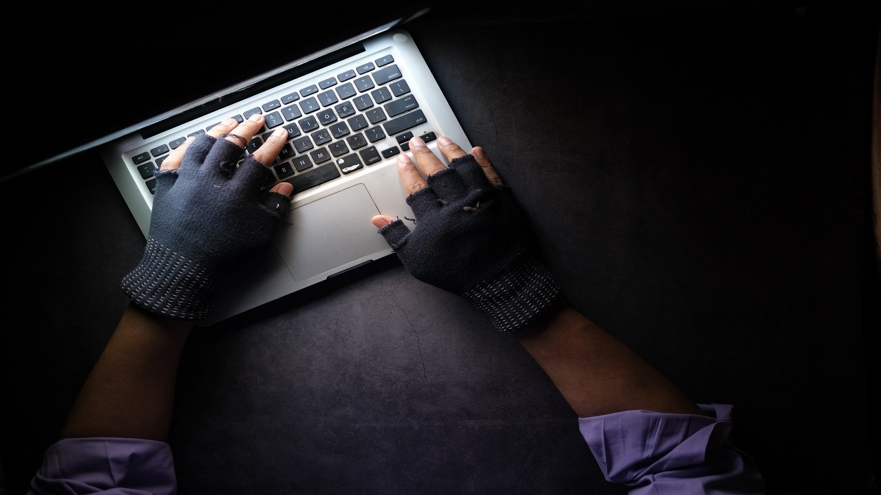 Popularny menedżer haseł znowu zhakowany, źródło grafiki: Unsplash.