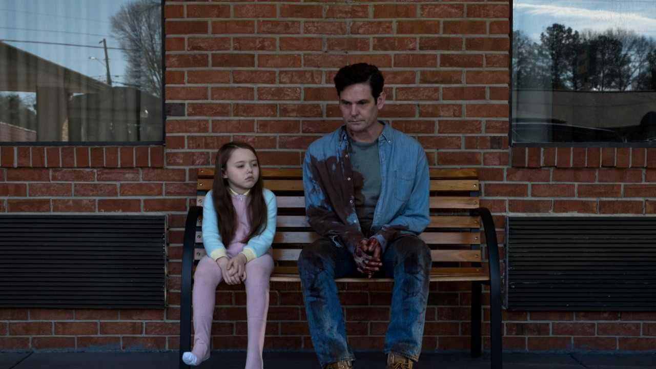 Jedni z lepszych twórców Netflixa przechodzą do konkurencji, źródło grafiki: Nawiedzony dom na wzgórzu; Mike Flanagan i Trevor Macy; Netflix; 2018.