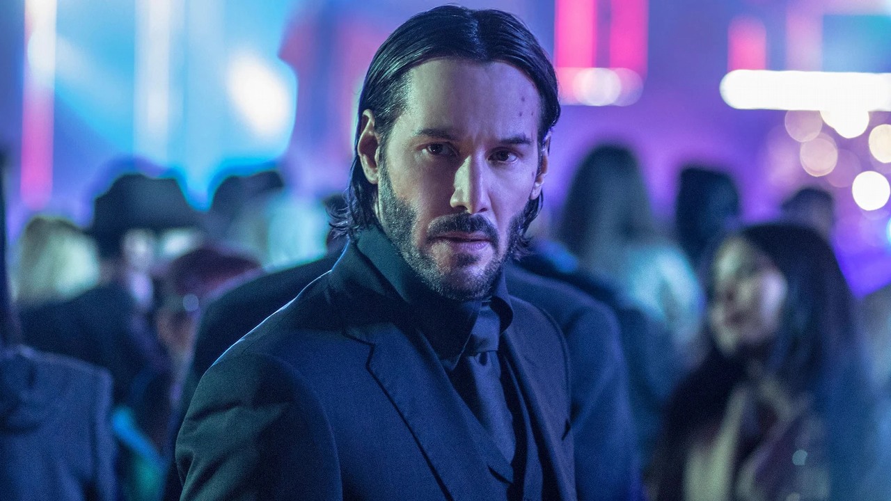 John Wick zmierzy się z konsekwencjami swoich czynów w najnowszym filmie, źródło grafiki: John Wick 2; Chad Stahelski; 2017.