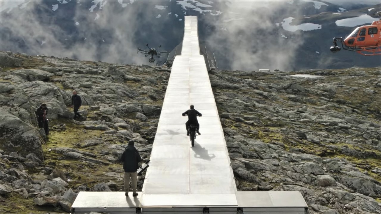 Nowe Mission: Impossible z „największym popisem kaskaderskim w historii”; zobacz wideo, źródło grafiki: YouTube, Paramount Pictures, 2022.