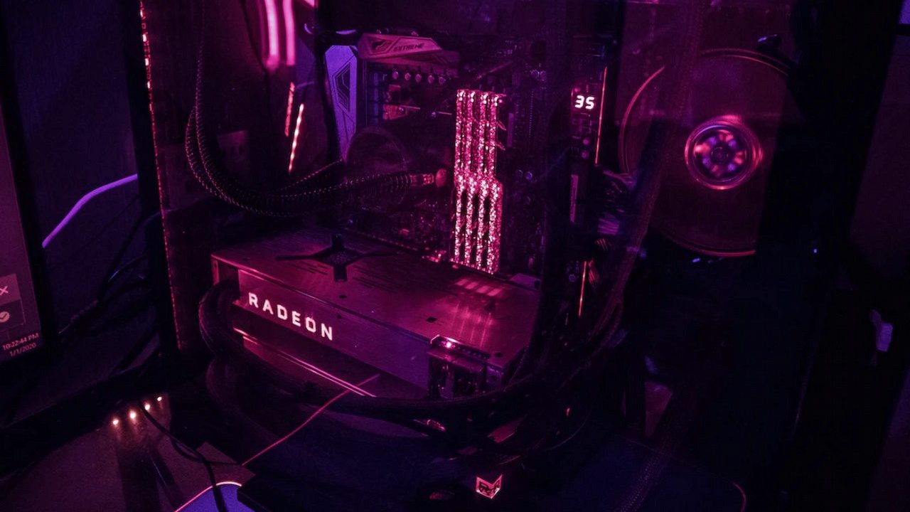 Radeon RX 6600 i laptopy w atrakcyjnej promocji Media Expert, źródło grafiki: Zii Miller; Unsplash.com; 2020.