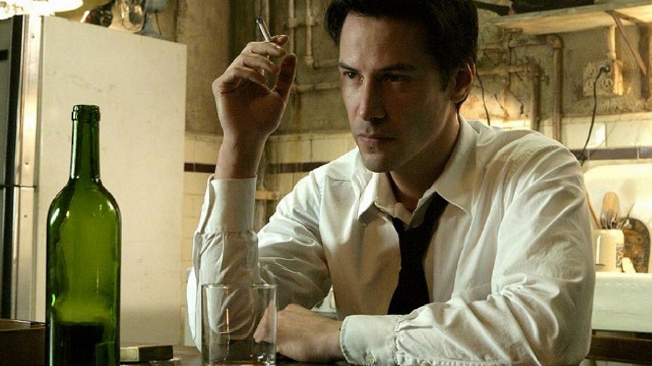 Niedługo z Netflixa zniknie uwielbiany film z Keanu Reevesem, źródło grafiki: Constantine, Francis Lawrence, Warner Bros., 2005.