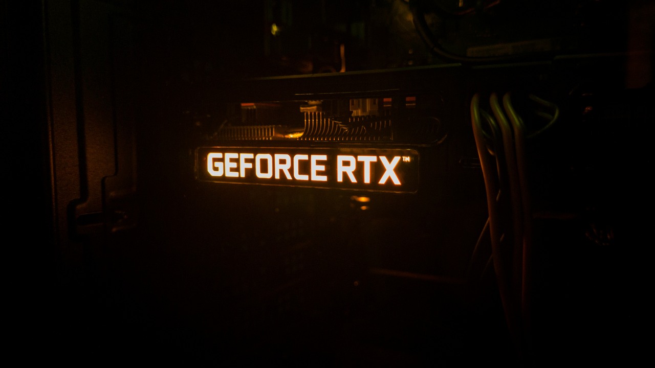 RTX 4070 Ti to praktycznie RTX 3090 Ti, ale za pół ceny [Aktualizacja], źródło grafiki: Unsplash / Alex Konokh.