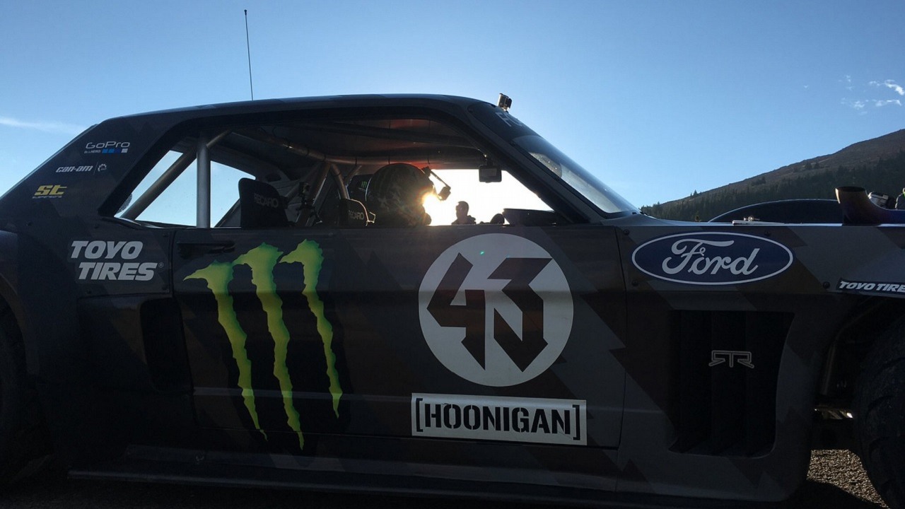 Nie żyje Ken Block. Gracze i twórcy gier oddają hołd kierowcy, źródło grafiki: Twitter / Gran Turismo..