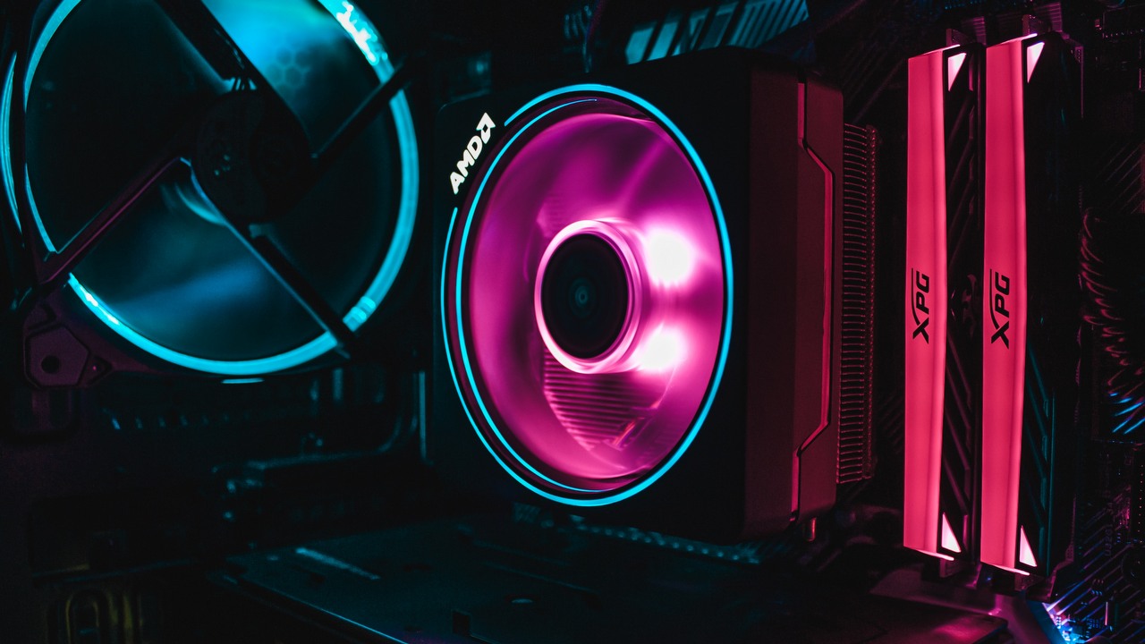 Wyciekła data premiery Ryzena 7000X3D? AMD dementuje, źródło grafiki: Unsplash / Nassim Allia.