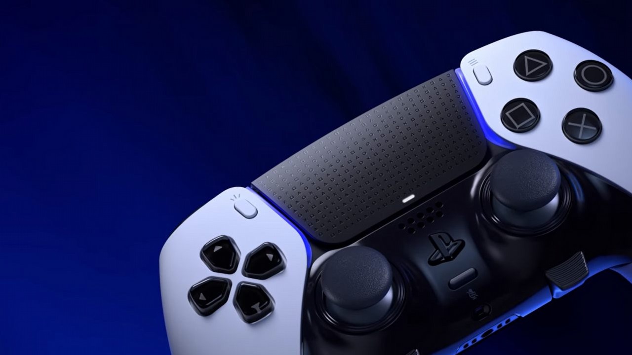 PS5 otrzymało nowy firmware z obsługą DualSense Edge, źródło grafiki: YouTube | PlayStation..