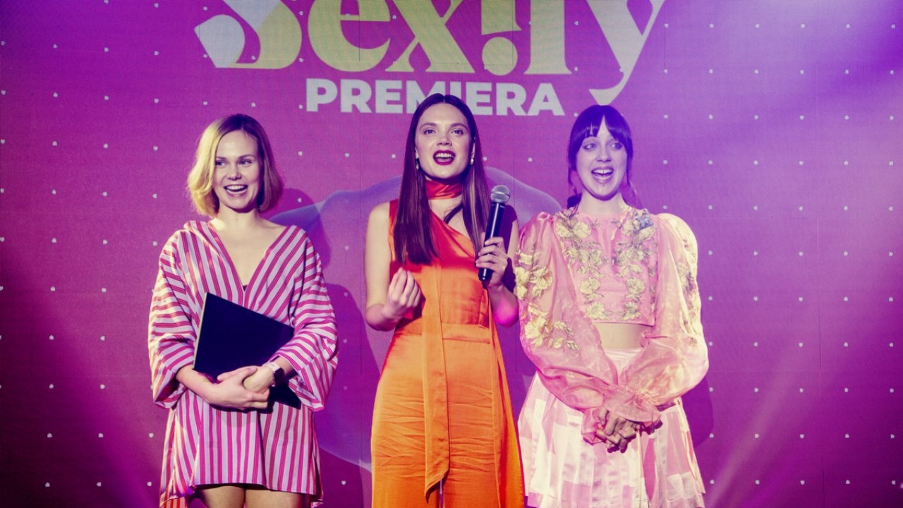 Sexify Netflixa wraca z 2. sezonem. Według recenzji to udana kontynuacja, źródło grafiki: Sexify; Kalina Alabrudzińska i Piotr Domalewski; Netflix; 2021.