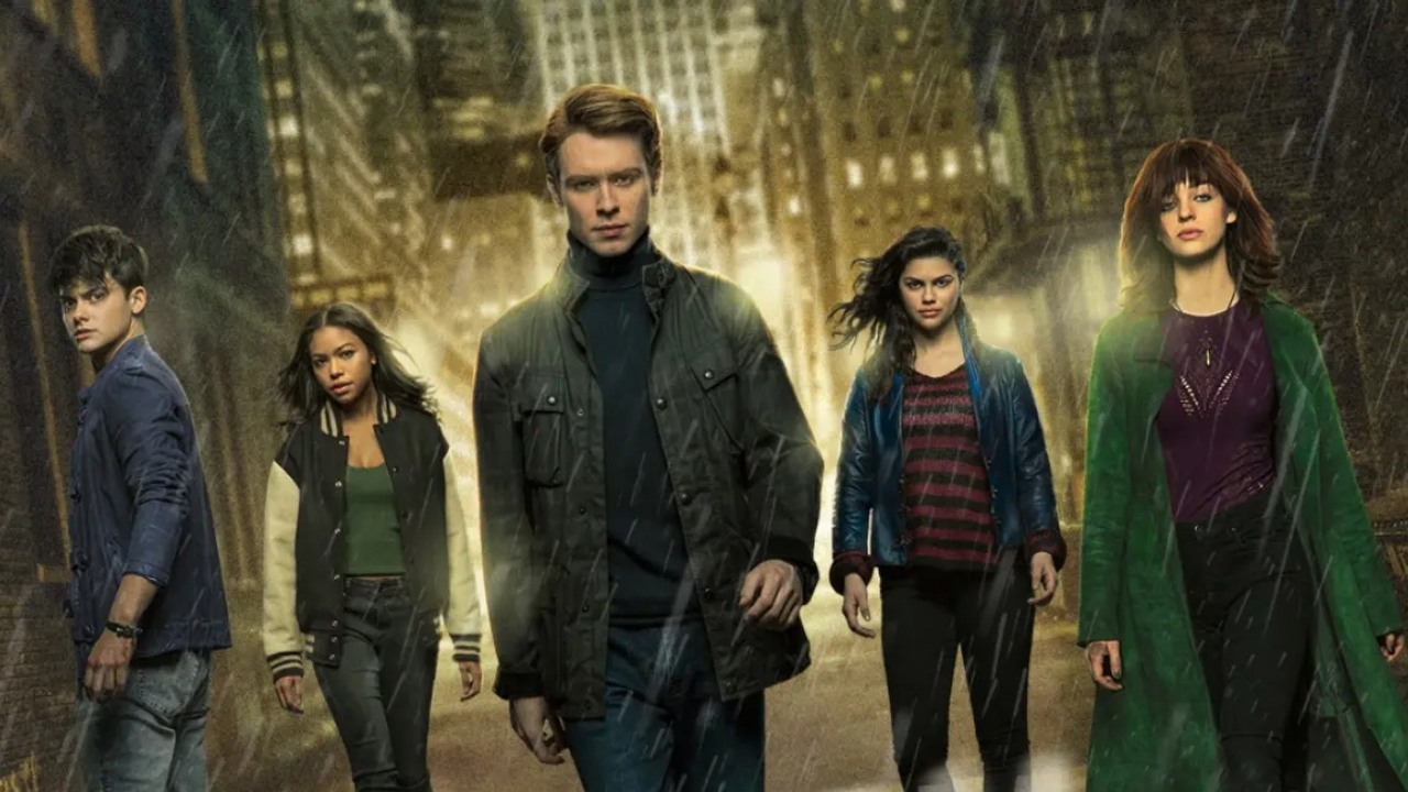 Zobacz zwiastun serialu o Rycerzach Gotham bez Mrocznego Rycerza, źródło grafiki: Gotham Knights, Danny Cannon, Berlanti Productions, 2023.