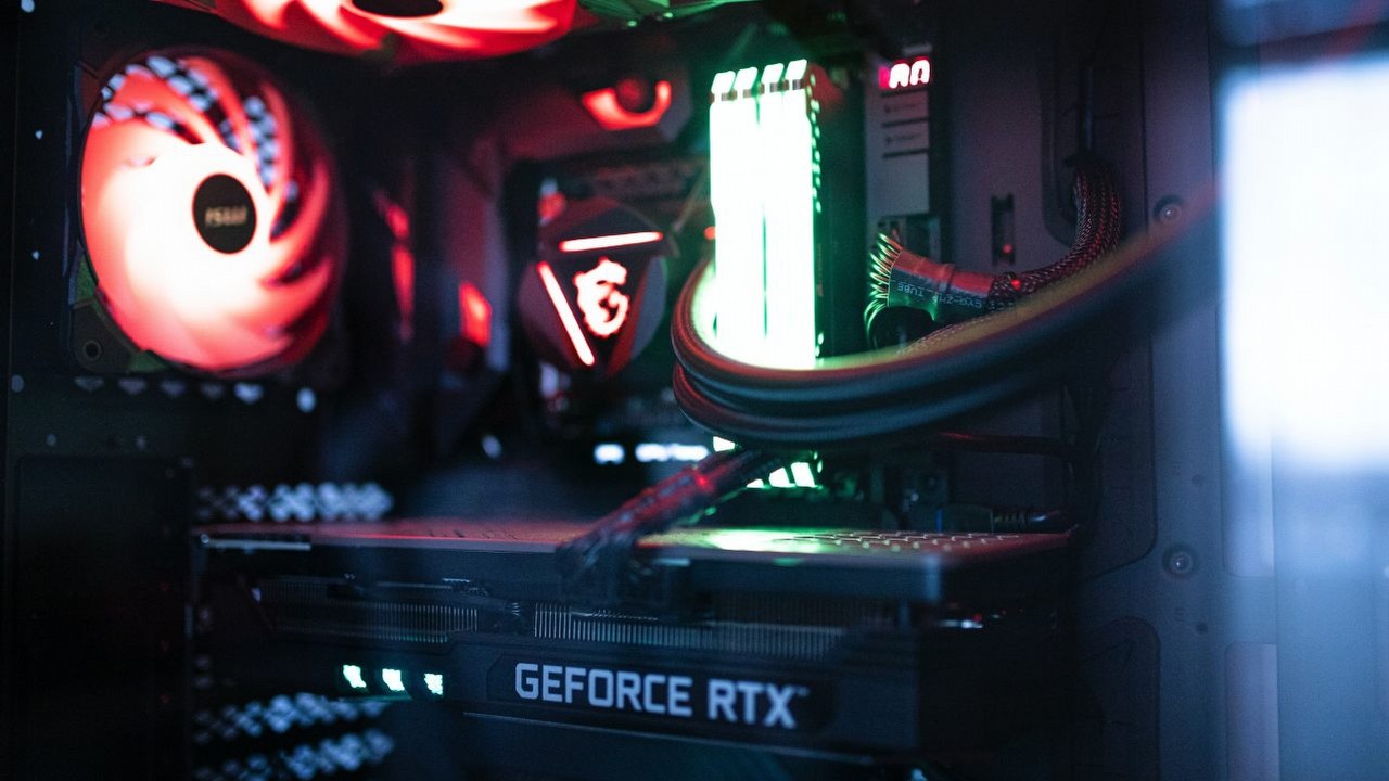 RTX 4060 i RTX 4050 mogą zadebiutować już wkrótce, źródło grafiki: Unsplash | Caspar Camille Rubin..