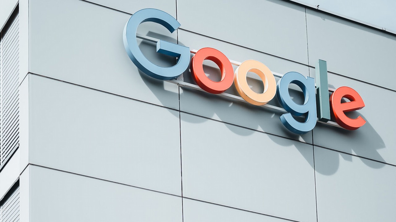 Nadchodzi koniec wyszukiwarki Google? Twórca Gmaila uważa, że tak, źródło grafiki: Unsplash | Alex Dudar.