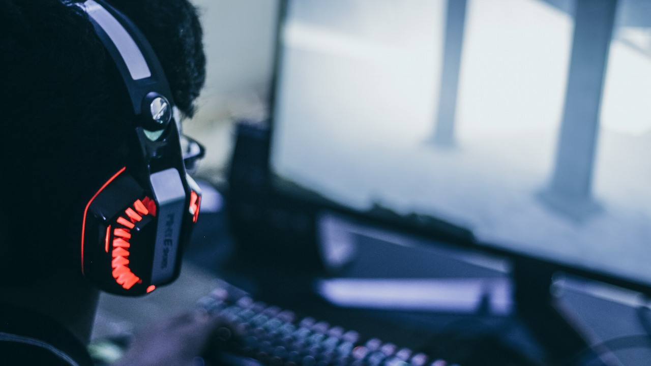 Roblox, Twitch, Steam i GRYOnline.pl - to największe platformy na polskim rynku gier, źródło grafiki: unsplash.com.