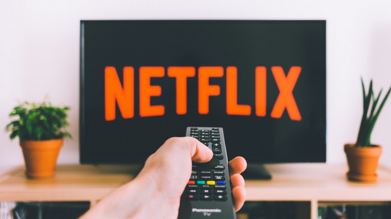 Zwrot w sprawie dzielenia kont na Netflixie; gigant popełnił błąd i narobił zamieszania, źródło grafiki: Unsplash.com; Freestocks; 2018.