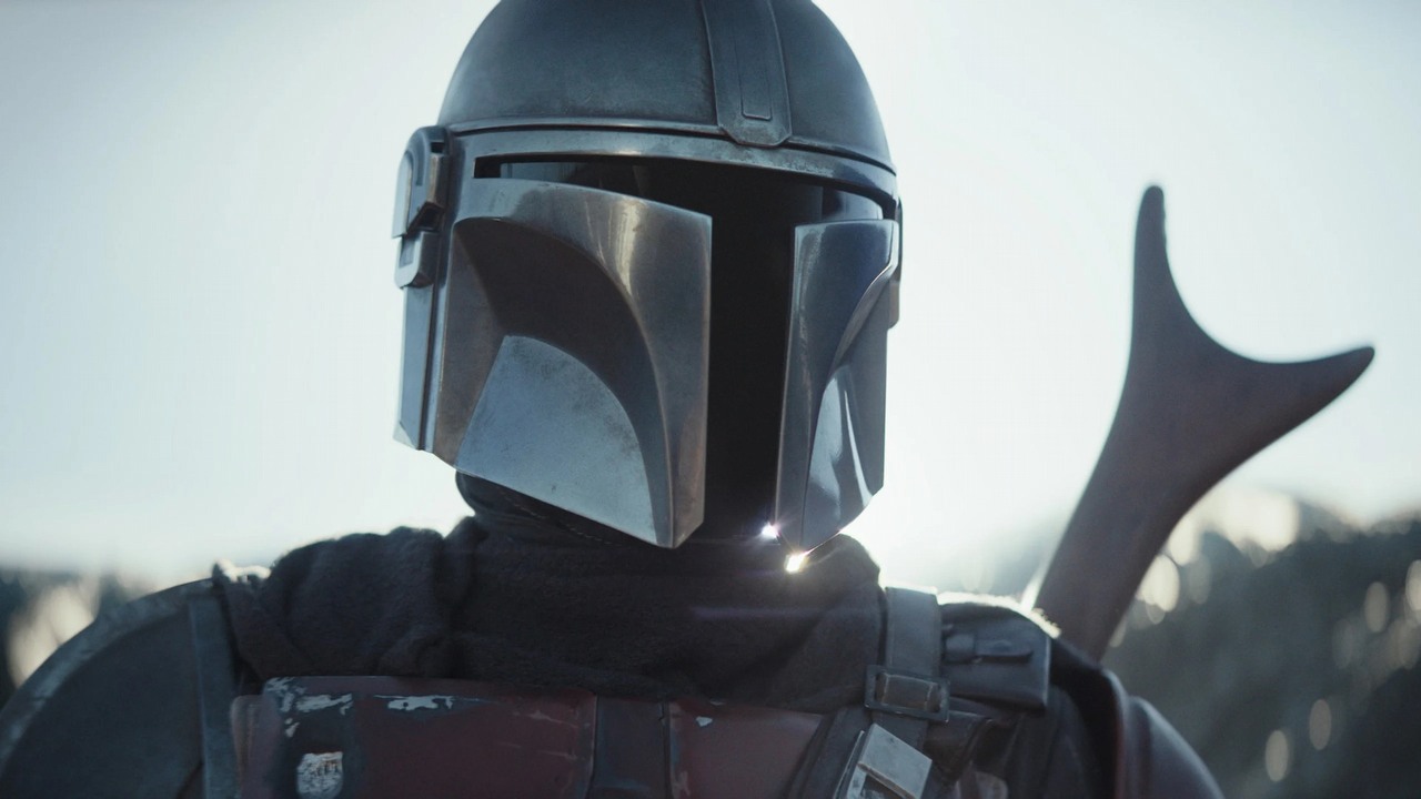 Pedro Pascal stwierdził, że w hełmie Mandalorianina czuje się tak, „jakby oślepł”, źródło grafiki: The Mandalorian; Jon Favreau; Disney; 2022.