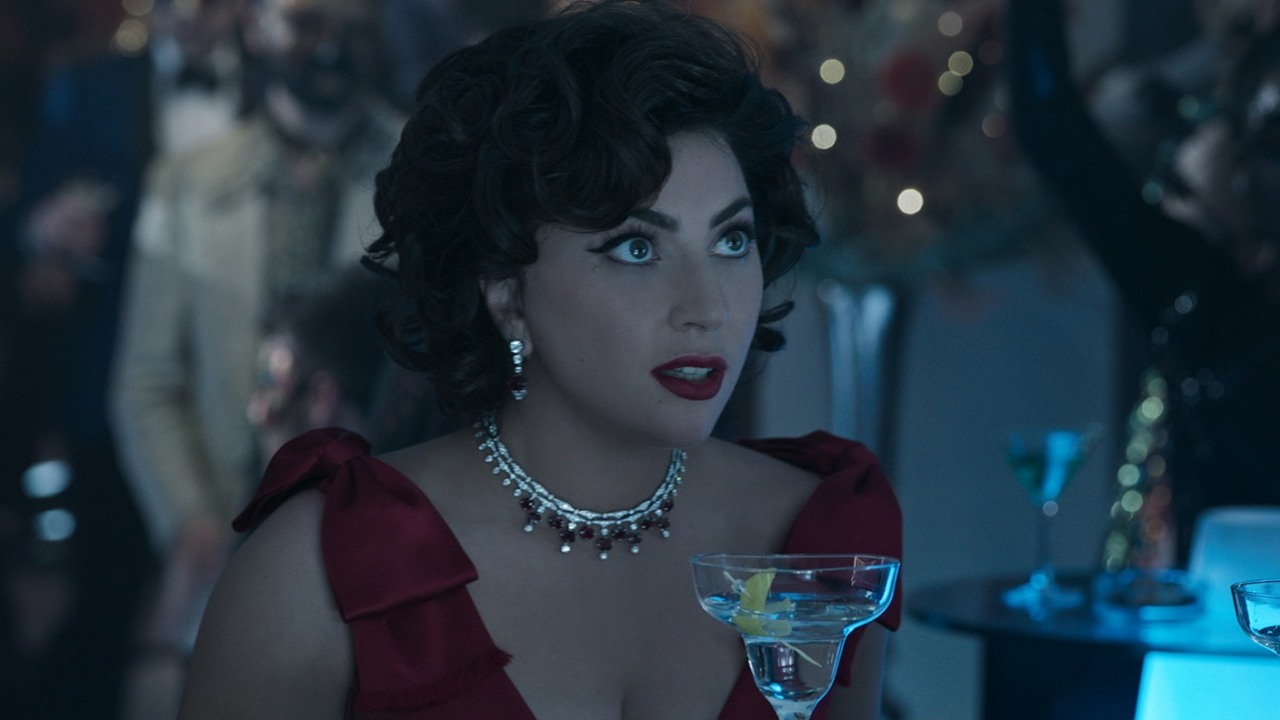 Lady Gaga na pierwszym zdjęciu z Jokera 2; będzie lepsza niż Margot Robbie?, źródło grafiki: House of Gucci; Ridley Scott; Universal Pictures; 2021.