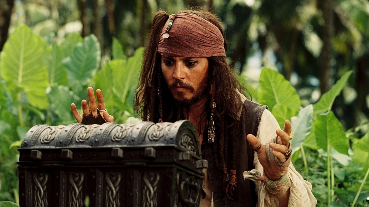 Producent Piratów z Karaibów o tym, dlaczego chciałby, żeby Johnny Depp wrócił do serii, źródło grafiki: Piraci z Karaibów: Skrzynia umarlaka; Gore Verbinski; Walt Disney Pictures; 2006.