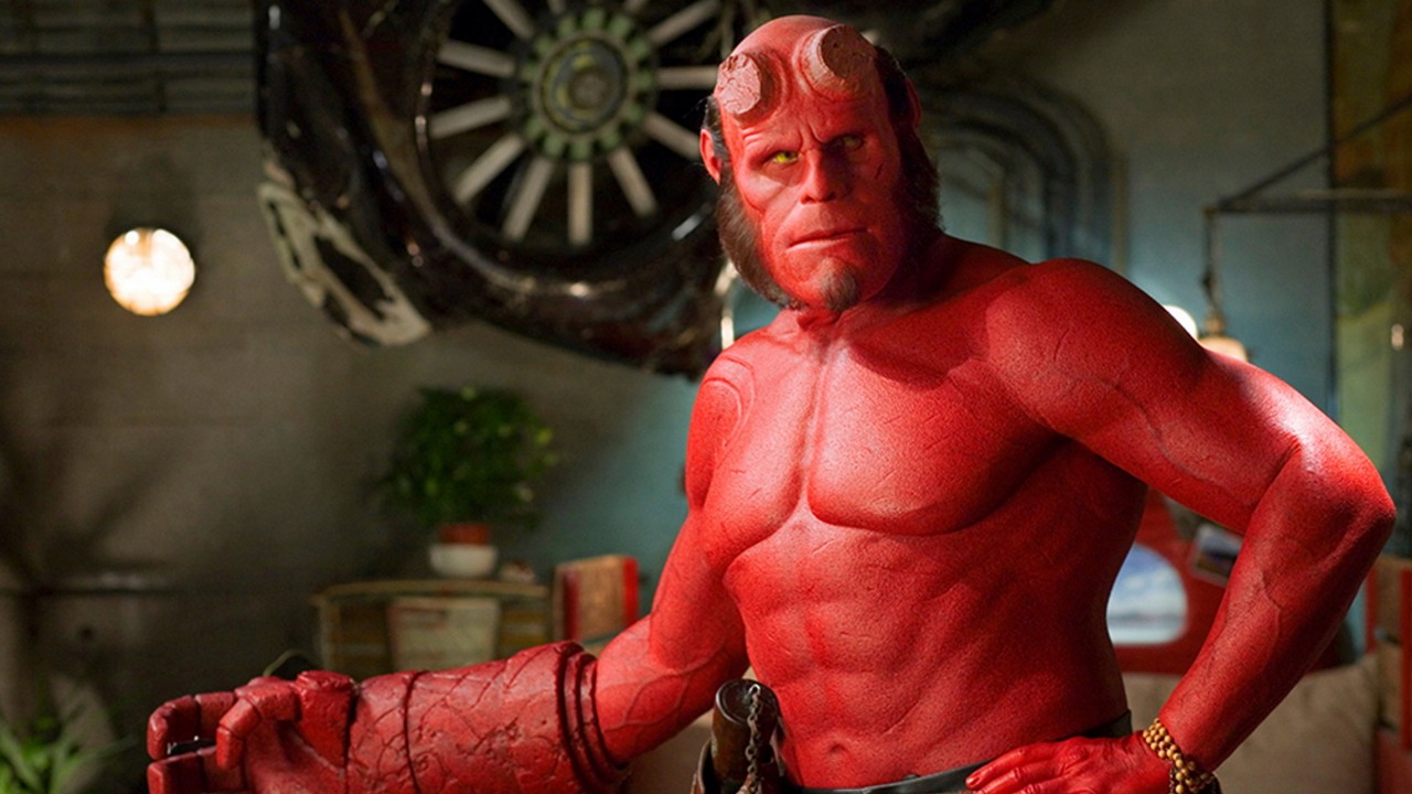 Nowym Hellboyem został aktor znany z Deadpoola, źródło grafiki: Hellboy, Guillermo del Toro,.