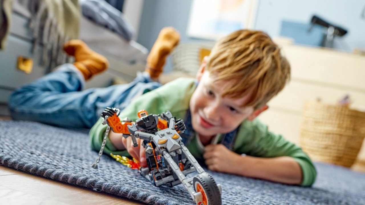 LEGO Ghost Rider w weekendowej wyprzedaży Media Expert, źródło grafiki: LEGO; materiały promocyjne..