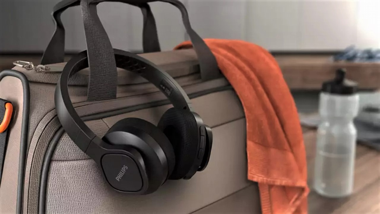 Słuchawki bezprzewodowe Philips w Supercenach RTV Euro AGD, źródło grafiki: Philips, grafika promocyjna.