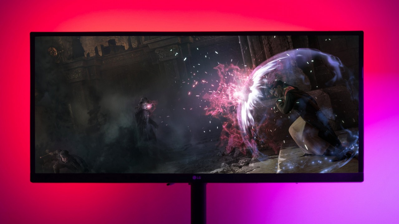 Hogwarts Legacy bardziej efektowne dzięki oświetleniu RGB, źródło grafiki: Nubelson Fernandes / Unsplash.