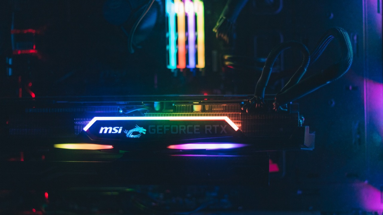 Najtańszy RTX 40 może zadebiutować już za moment, źródło grafiki: Javier Esteban / Unsplash.