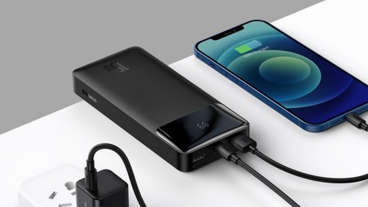 Powerbanki w wyprzedaży na OleOle.pl, źródło grafiki: Baseus, grafika promocyjna.