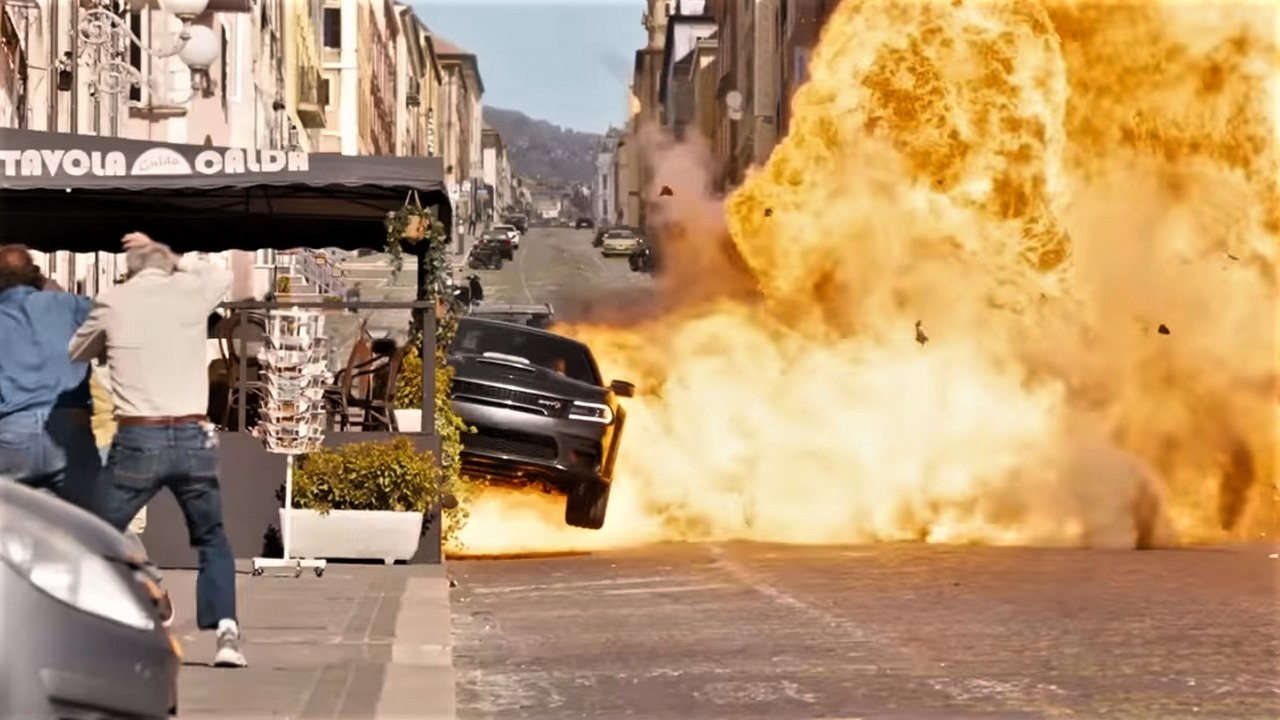 Jest nowe, wybuchowe wideo zza kulis Szybkich i wściekłych 10, źródło grafiki: Szybcy i wściekli 10, Louis Leterrier, Universal Pictures, 2023.