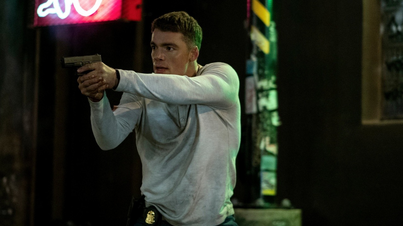 Nowy hit Netflixa w zaledwie 3 tygodnie został jednym z najczęściej oglądanych seriali, źródło grafiki: Nocny agent; Shawn Ryan; Netflix; 2023.