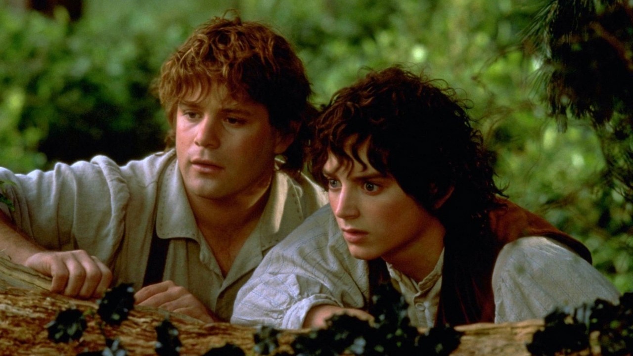 Elijah Wood liczy, że nowy Władca Pierścieni powstanie nie tylko po to, aby „dużo zarobić”, źródło grafiki: Władca Pierścieni: Drużyna Pierścienia; reż. Peter Jackson; New Line Cinema; 2001.
