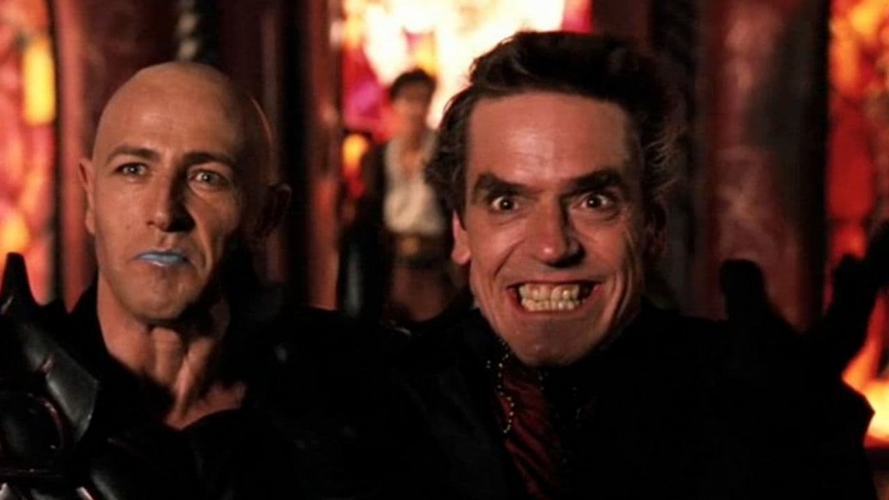 „Przeciętny odcinek Xeny jest lepszy” od tej porażki z 2000 roku, o której wielu zapomniało, źródło grafiki: Lochy i smoki; reż. Courtney Solomon; New Line Cinema; 2000.