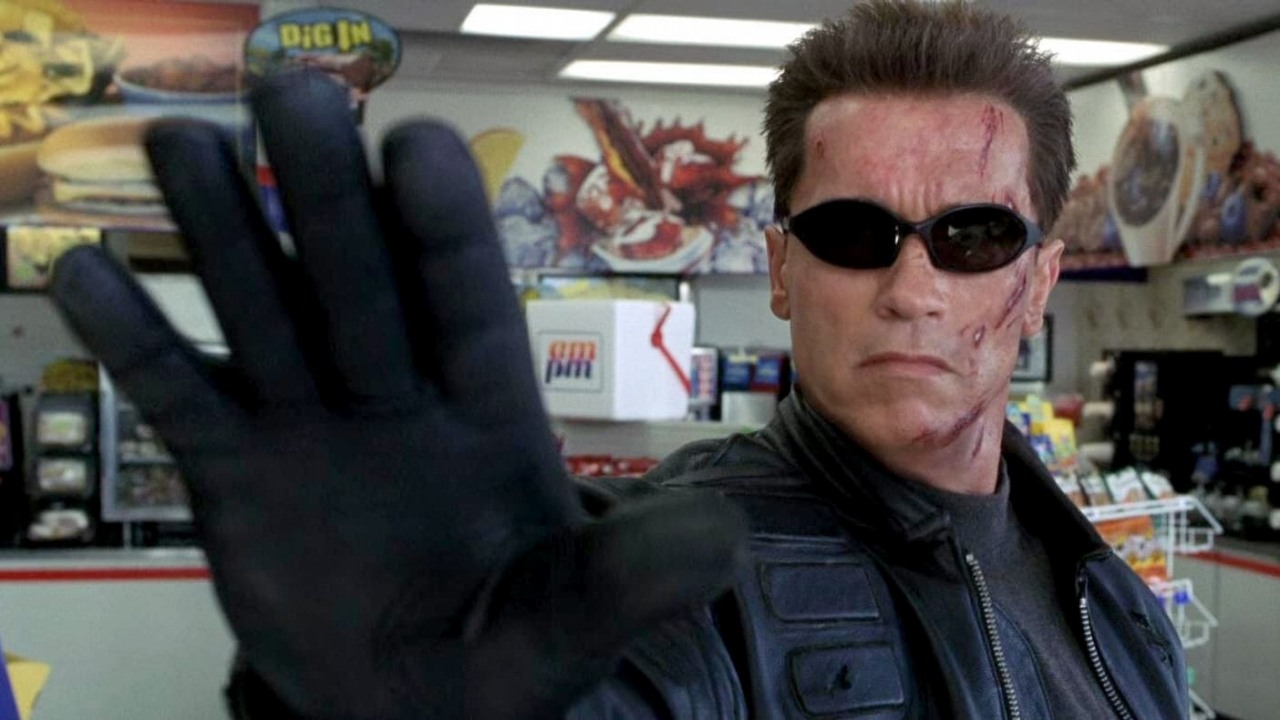Dziś w TV odsłona Terminatora, którą uratował Arnold Schwarzenegger, źródło grafiki: Terminator 3: Bunt maszyn; reż. Jonathan Mostow; Columbia TriStar Film Distributors International; 2003.